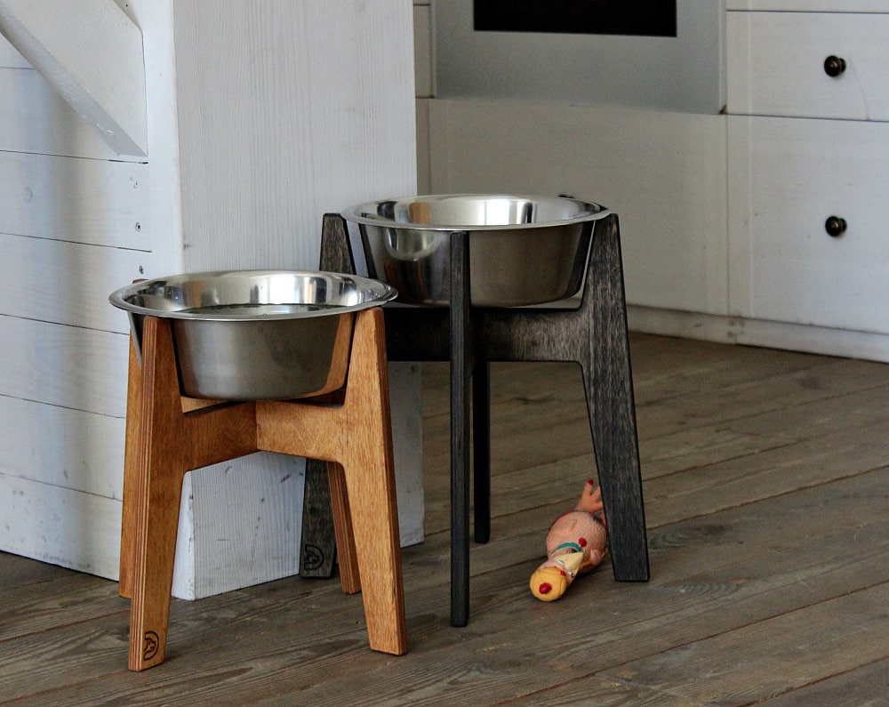 An elevated large dog bowl makes meals easier, safer for big dogs