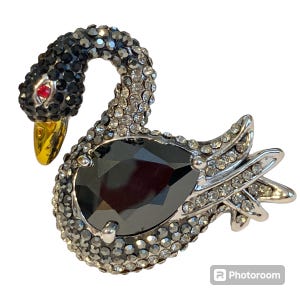 Vintage Crystal Elegant Swan Duck Bird Cocktail Ring Statement Size 7 Black Silver Rhodium Plated