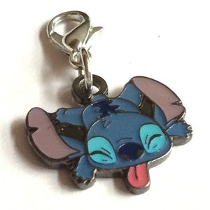 Vintage Disney Lilo and Stitch Alien Charm Purse Zipper Pull Bracelet Clip On Aulani Resort Hawaii