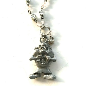 Vintage Taz Tazmanian Devil Pendant Necklace 18&quot; Flower Chain Looney Toons