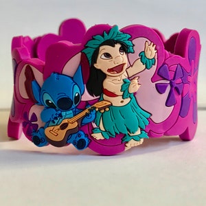 Vintage Walt Disney Lilo & Stitch Bracelet Disneyana Silicone Ohana Hawiian Hawaii Aulani Resort Oahu RARE Retired Style