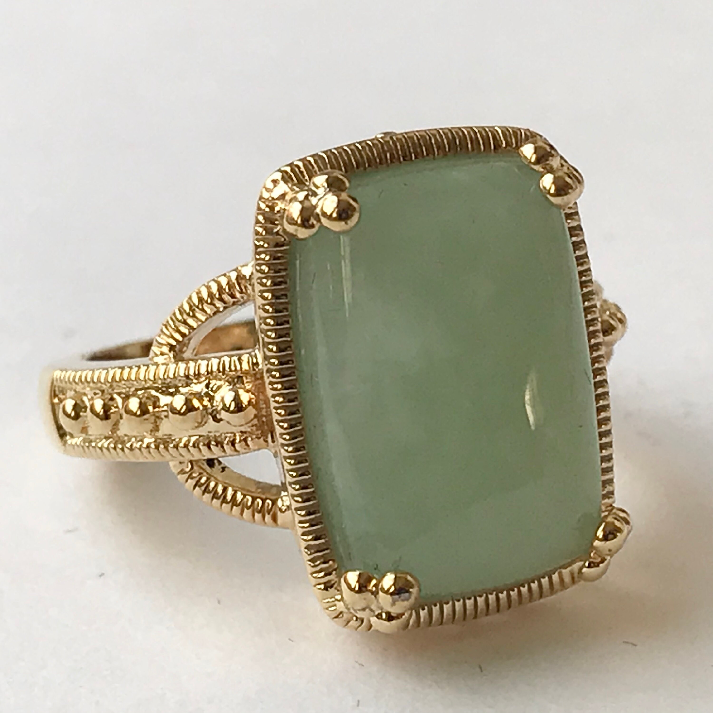 Vintage Gold Green Jade Cocktail Ring Size 6 7 8 9 10 Semiprecious Ge…