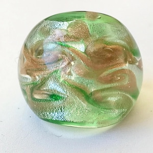 Murano Style Art Glass Dome Cocktail Ring Size 6 7 8 Green Silver Gold Metallic Vintage Handmade Statement