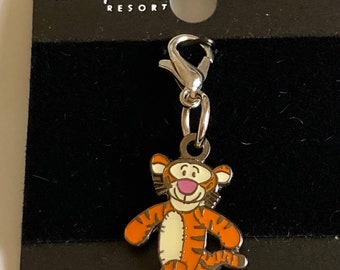 Vintage Disney Tigger Winnie the Pooh Charm Purse Zipper Pull Bracelet Backpack Signed