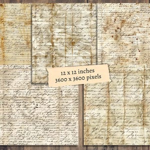Op de afbeelding: Zes vintage papiertexturen met handgeschreven tekst in zwarte inkt. Het papier is verouderd en heeft een vergeelde, versleten uitstraling. De texturen zijn 12 x 12 inch en 3600 x 3600 pixels.