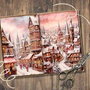 K&ouml;nnte beinhalten: Eine Vintage-Illustration eines verschneiten Weihnachtsdorfes mit roten D&auml;chern, einem Kirchturm und einer gewundenen Stra&szlig;e. Die Illustration ist auf einer Karte mit braunem Rand gedruckt.
