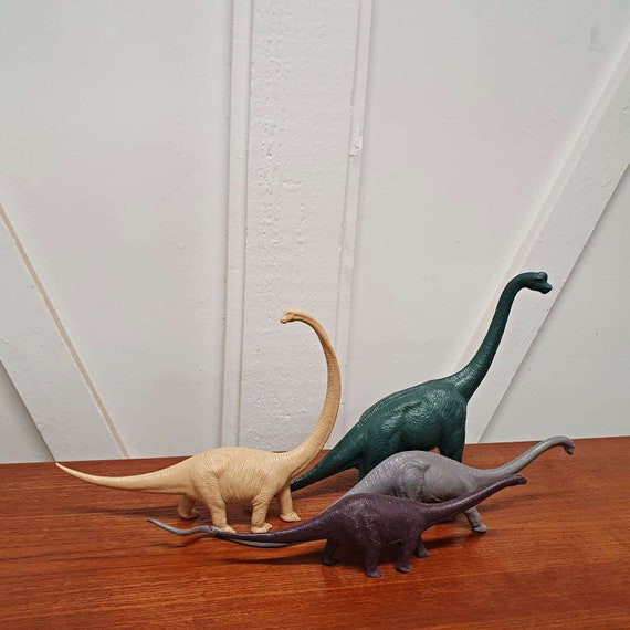 9"x 12" Long Velociraptor Dinosaur with 2 heads option Resin Model Kit non scale 