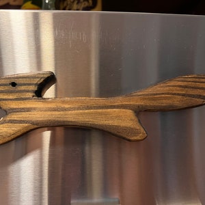 Magnetic Wooden Squirrel Oven Rack Puller