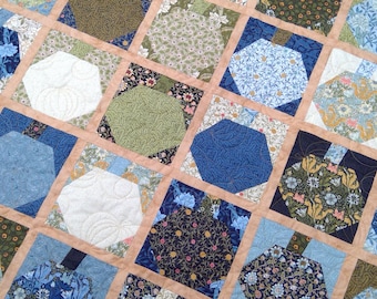 Handmade Quilt: Cotton Patchwork Lap Quilt, Pumpkin quilt, Farmhouse quilt, Fall Decor, modern quilt, Fall quilt, quilts for sale handmade
