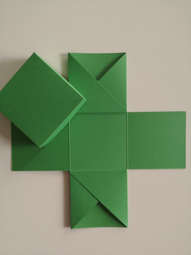 Explosion box to design yourself, blank, different colors, approx. 7 x 7 x 7 cm DIY, make yourself Green