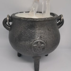 Hocus Pocus Cauldron Candle with Quartz Soy Wax Candle Handpoured Handcrafted Candle Cruelty Free Cauldron Witchcraft image 4