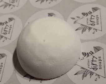 Witcher Inspired | White Wolf Bath bomb | Eco-Friendly | All Natural | Cruelty Free | Vegan | Geek Gift | Nerdy Gift