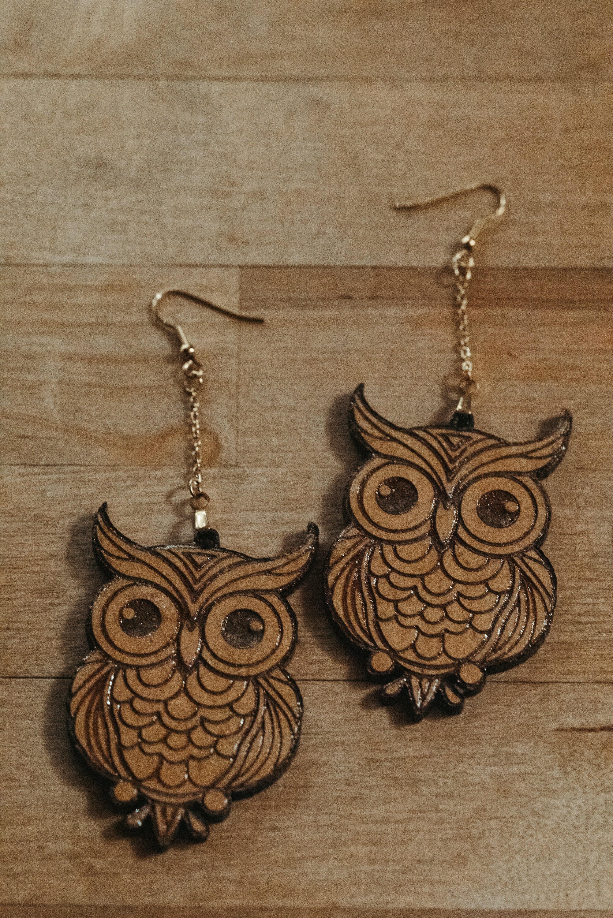 Retro Wooden Owl Earrings: Cottagecore Witchy Jewelry - Thumbnail 5