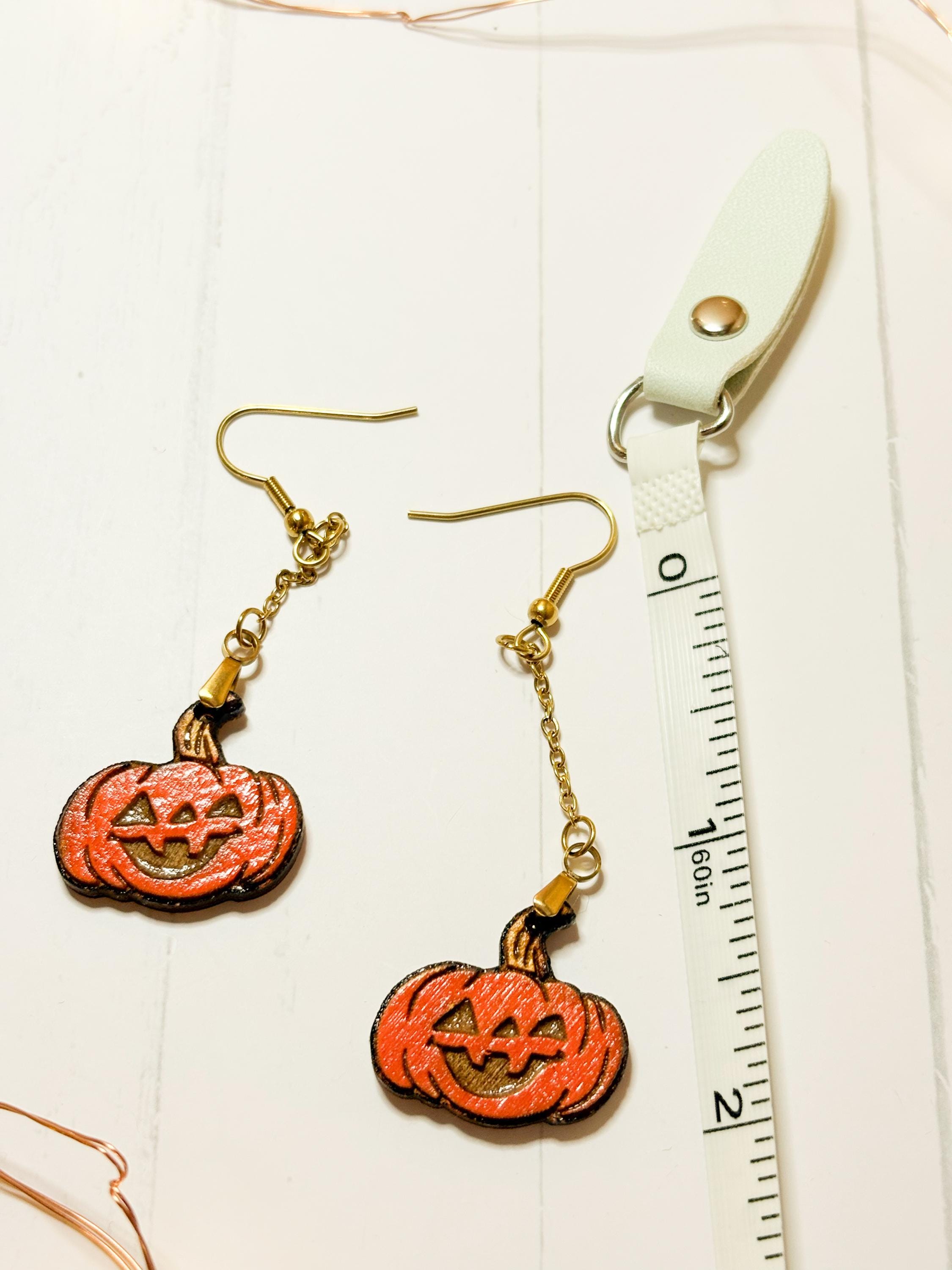Grinning Jack-O'-Lantern Earrings | Small Halloween Pumpkin Dangles - Thumbnail 2