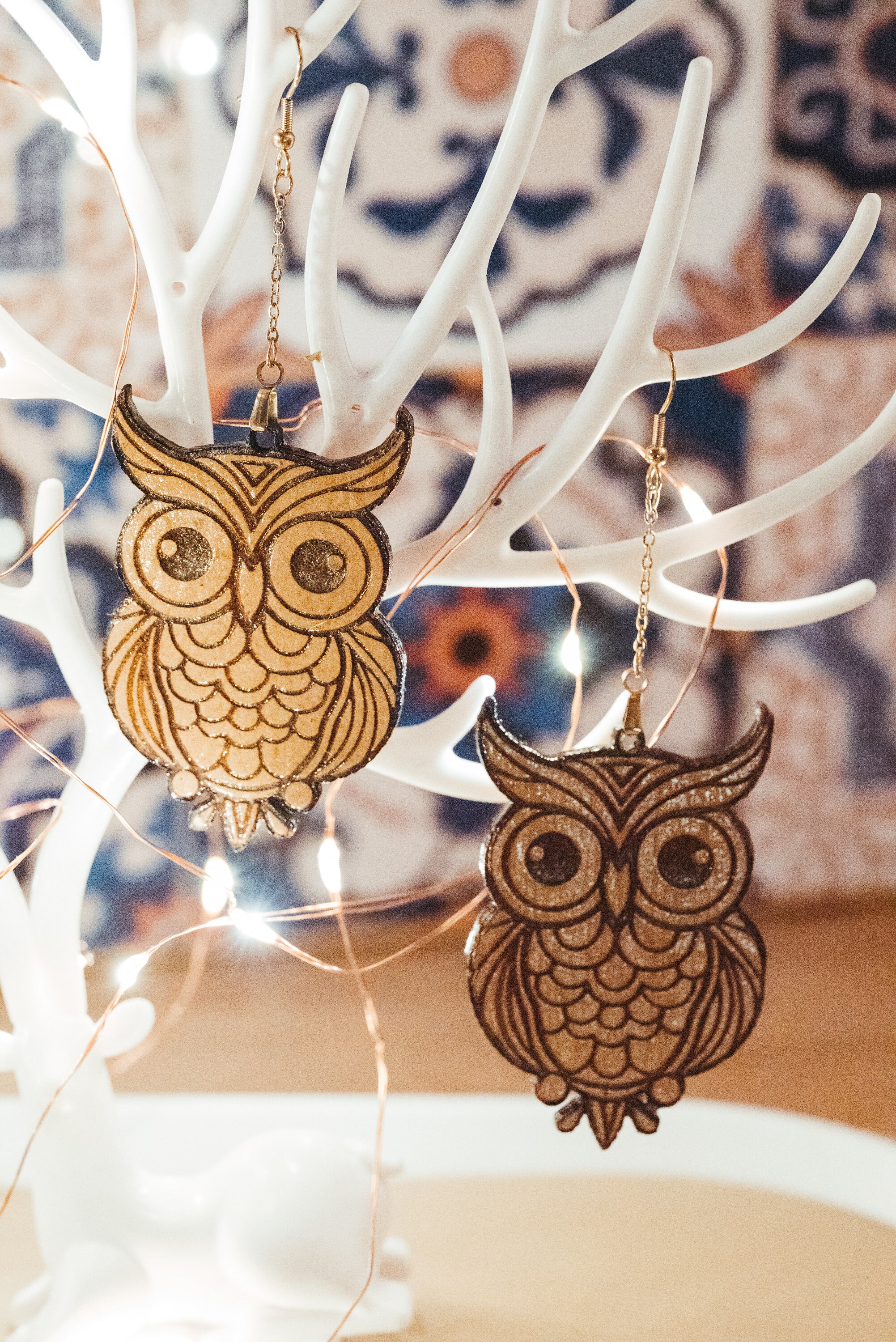 Retro Wooden Owl Earrings: Cottagecore Witchy Jewelry - Thumbnail 2