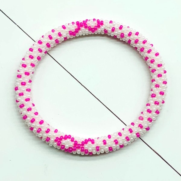 Bracelet Népalais de soutien « Octobre Rose »