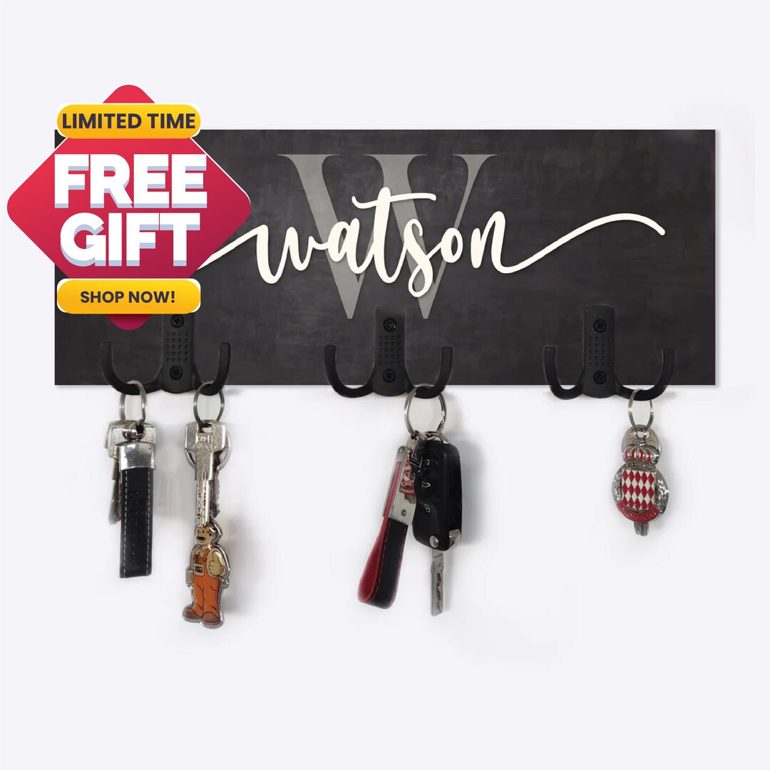 Personalized Wood Key Hanger for Wall Custom Family Name Key Holder ...