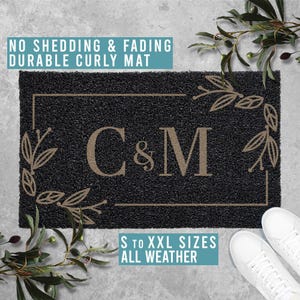 Personalized Couple Initials Names Doormat Custom Welcome Door Mat Housewarming Gift Gift for Couples All Weather Durable Curly Mat SM0189