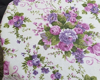 Round Floral Tablecloth – Vintage Style Purple and Pink Roses with Green Leaves – Cottagecore Table Decor Custom size
