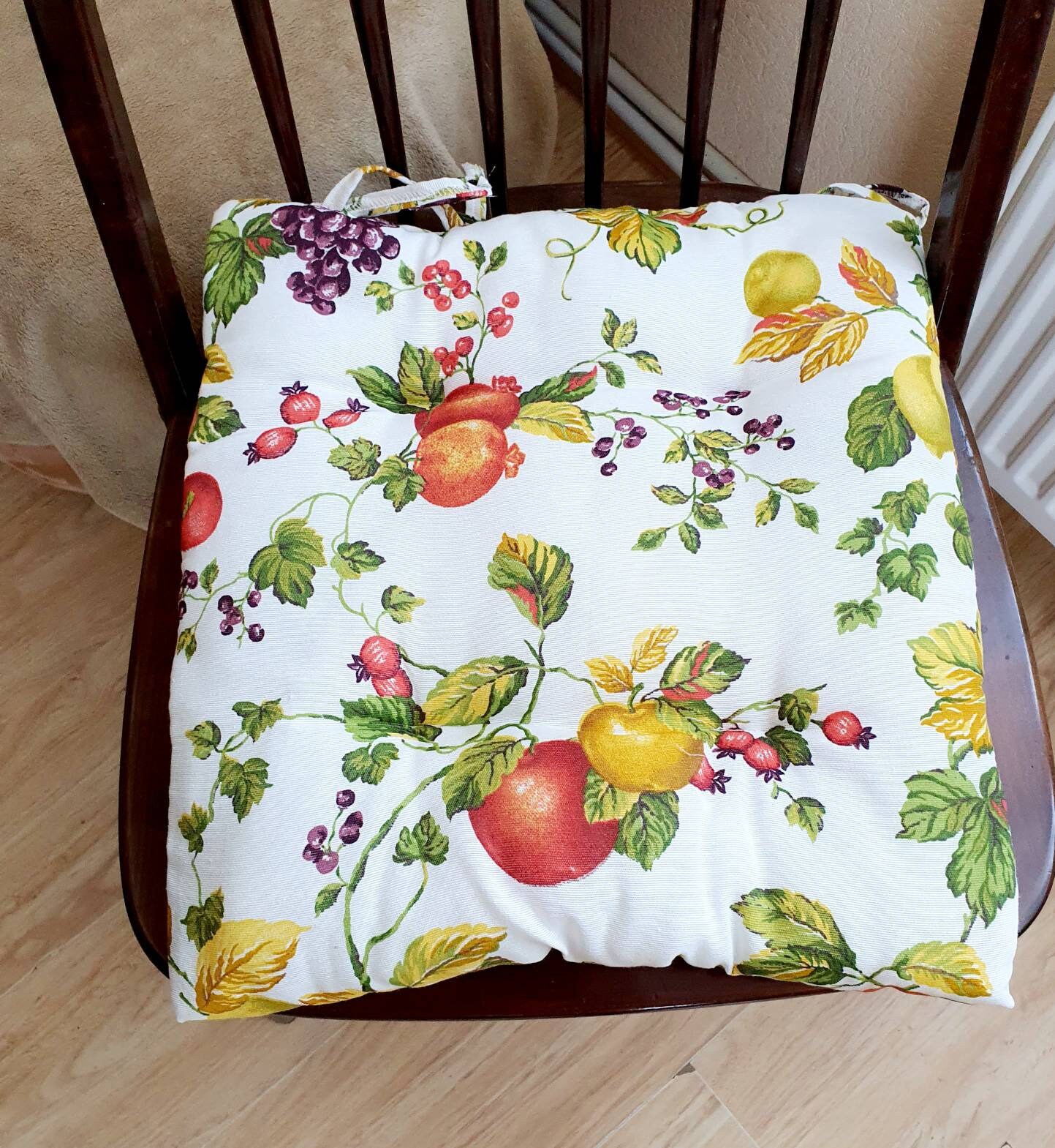 Apple chair cushions new arrivals