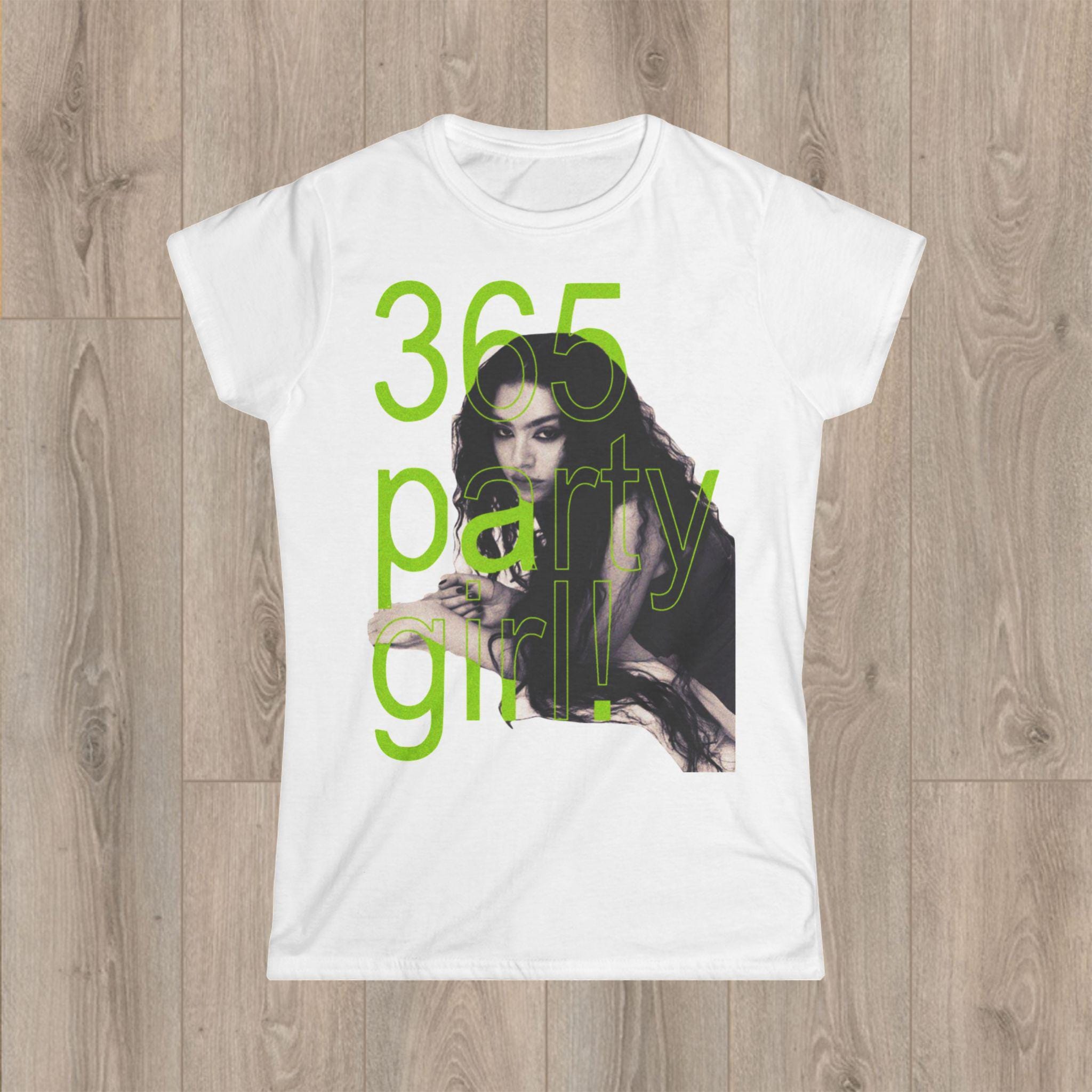 Charli XCX’s Lower Back Tattoo Style