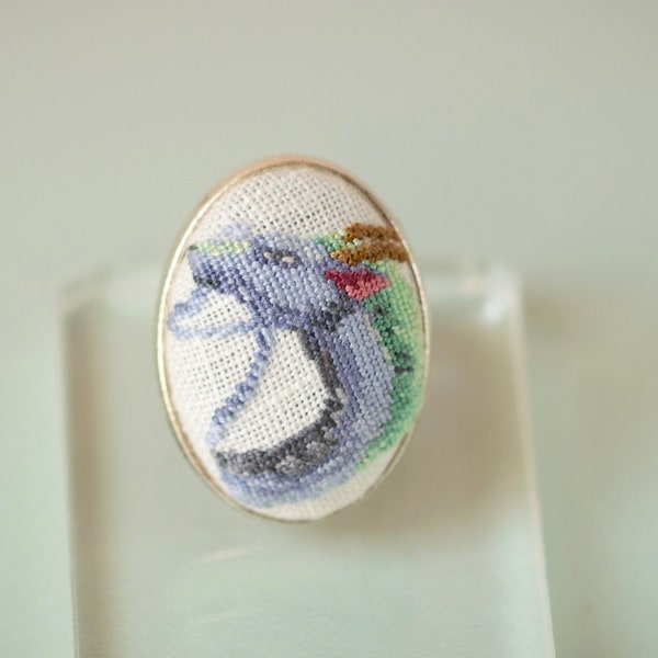 Bague dragon réglable, Bijoux dragon fantastique, Broderie Petit point, Dragon Haku esprit d'eau, Cadeau pour amateur d'animation