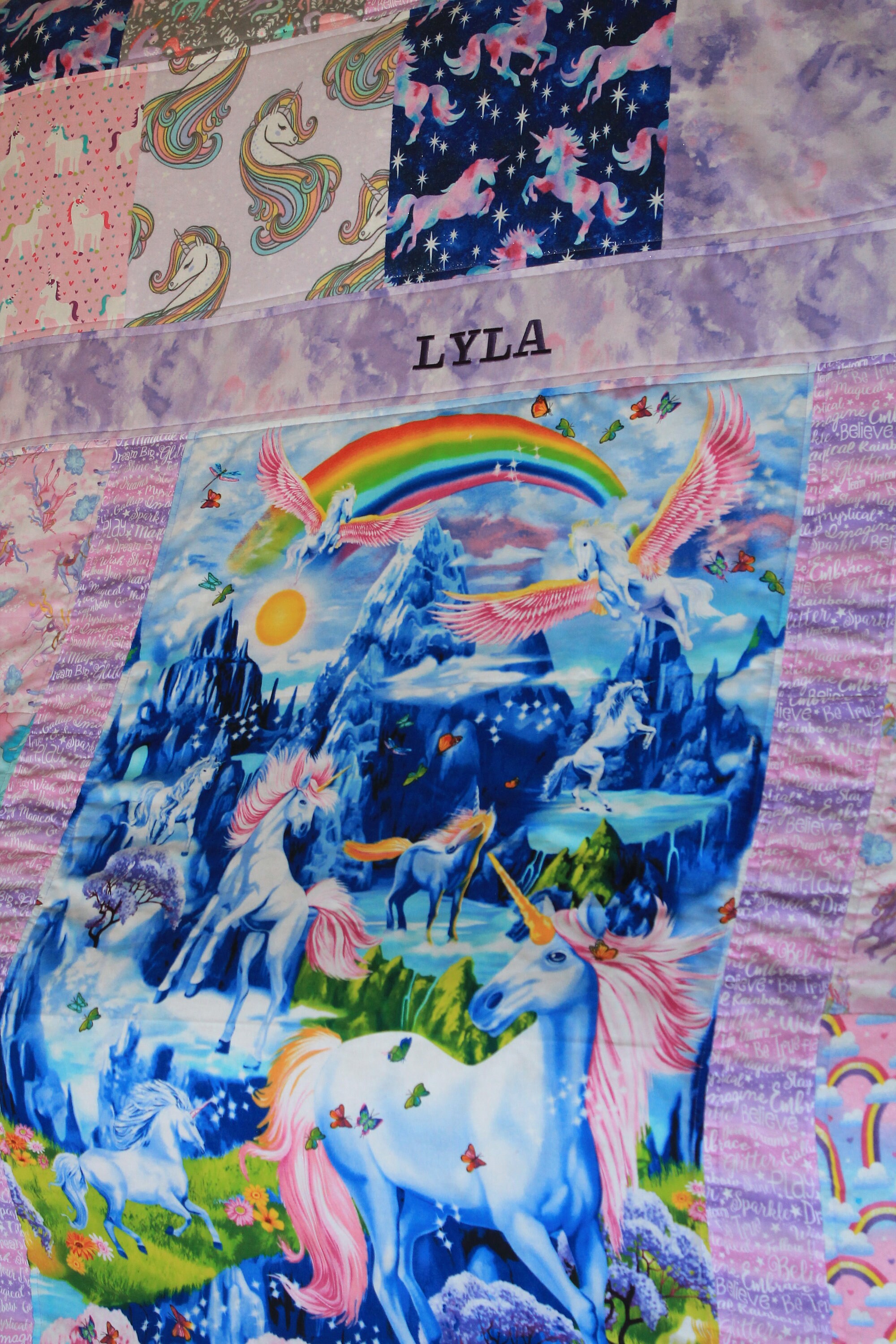 Full/queen size unicorn quilt made to order Etsy