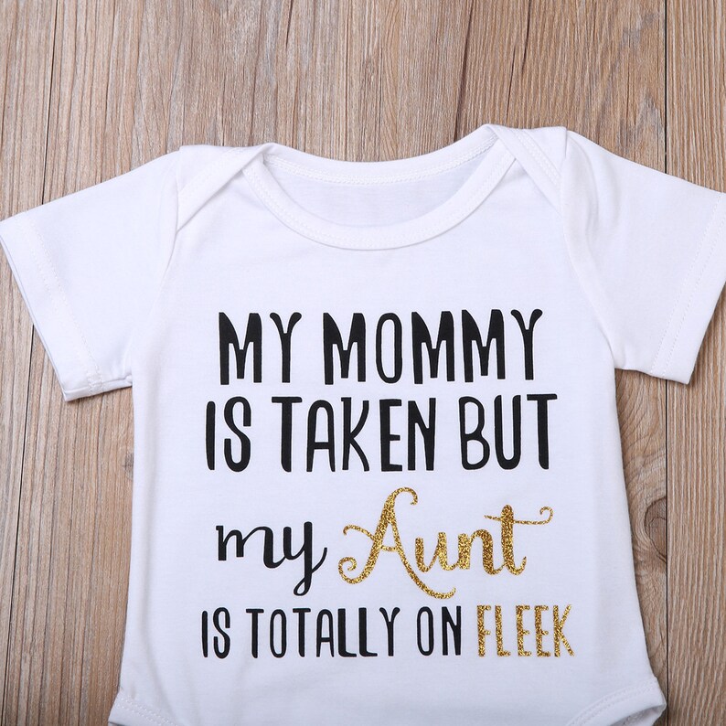Baby Girl Auntie On Fleek Bodysuit