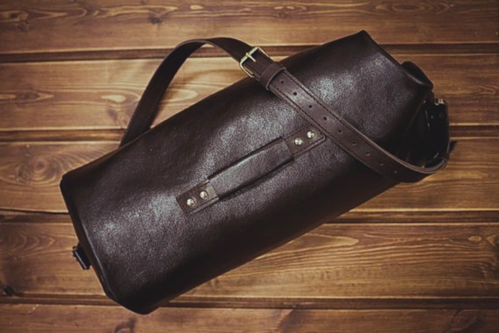 Bolso Cuero Negro | Foto Premium