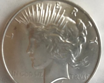 Uncirculated 1922 Peace Dollar