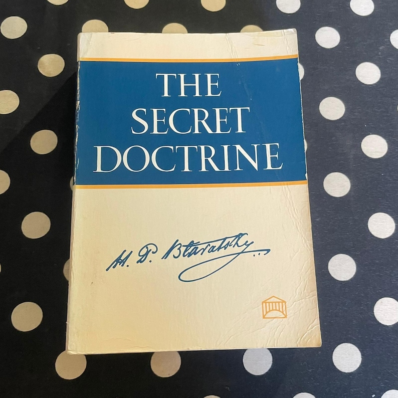 La Doctrina Secreta: Síntesis de Ciencia, Religión y Filosofía Vol. II - Antropogénesis de H.P. Blavatsky, 1988, Tapa blanda imagen 1