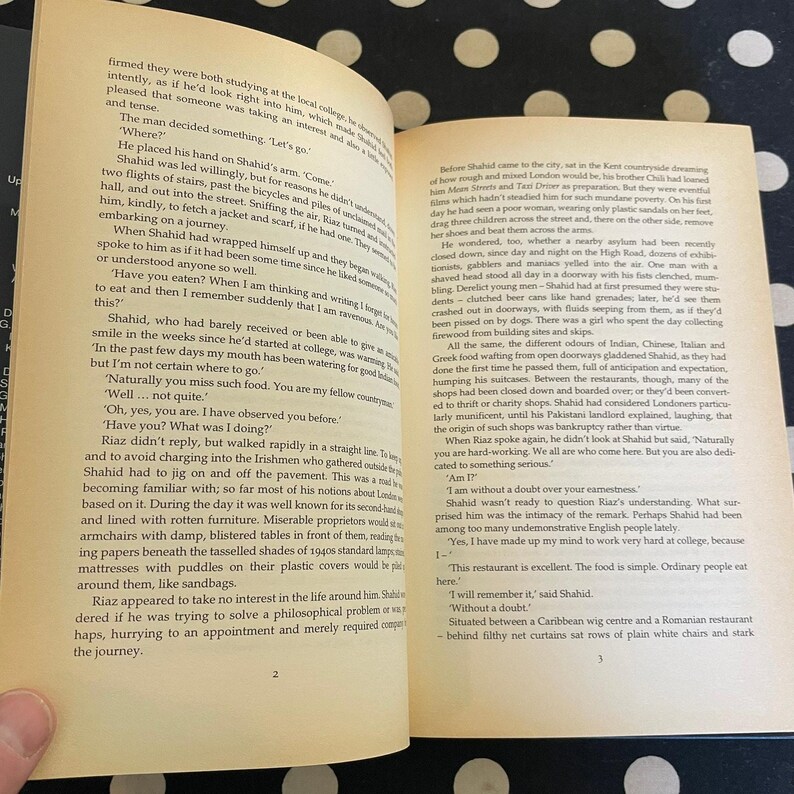 The Black Album by Hanif Kureishi SIGNED 1995 UK Hardcover Edition Bild 7