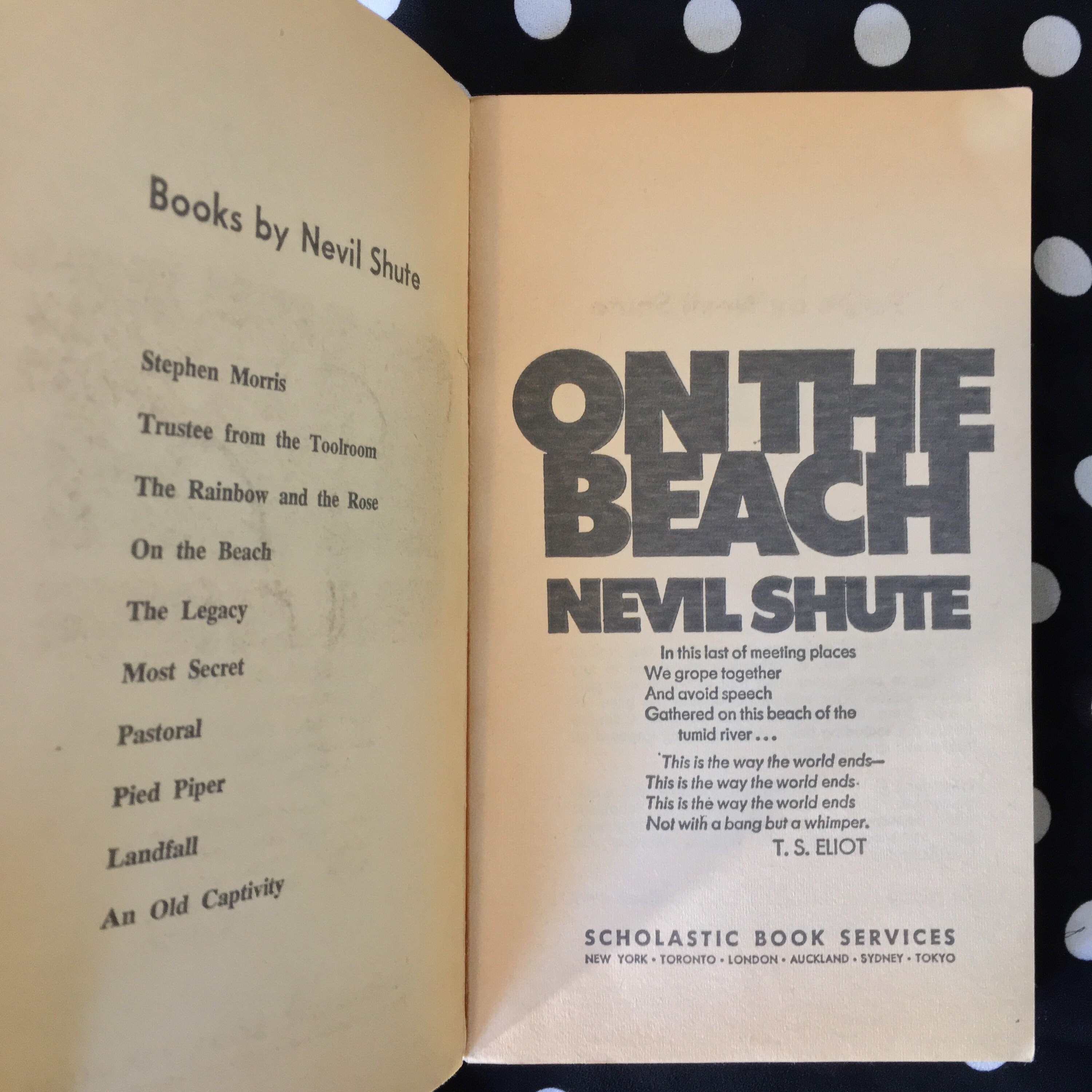 on the beach by nevil shute on the beach by nevil shute