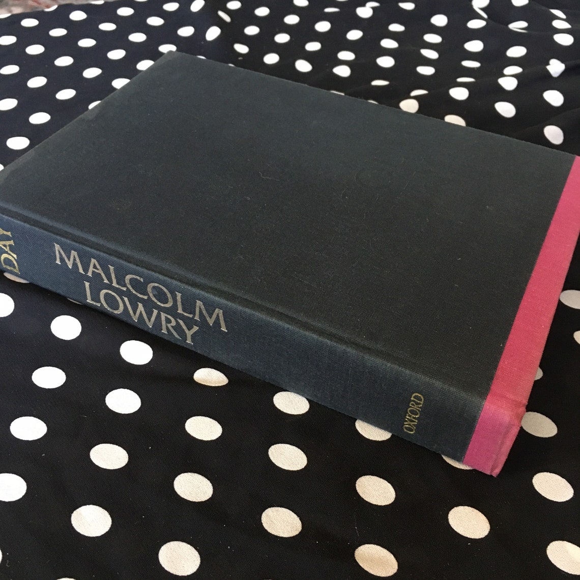 Under the volcano book review picture