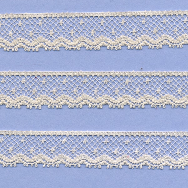 Ecru Val Lace 1/2" wide