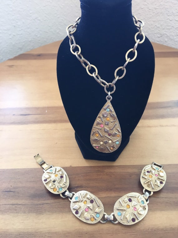 Sarah Coventry "sultana" Necklace and Bracelet set