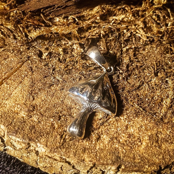 Goddess Designs / Detailed Mushroom Sterling Silver Charm Pendant