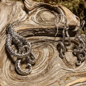 Goddess Designs / Detailed Octopus Tentacle Sterling Silver Jewelry Set (( Sold Separately ))