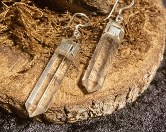 Pendientes de plata de ley con punta de cuarzo transparente / Pendientes con punta de cristal / Pendientes de cuarzo transparente