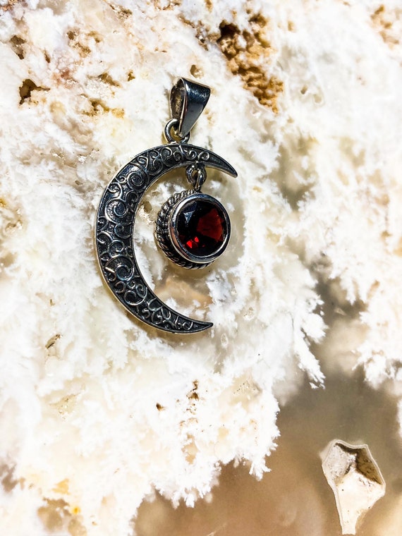 Garnet on sale moon necklace