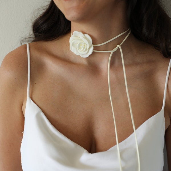 Choker with flower, Velvet choker with flower, Ivory choker with flower, Ribbon choker, Choker with ivory flower, Ivory flower choker