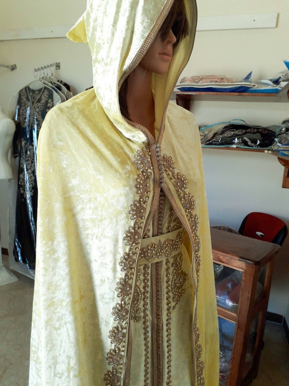 Moroccan hooded kaftan new arrivals