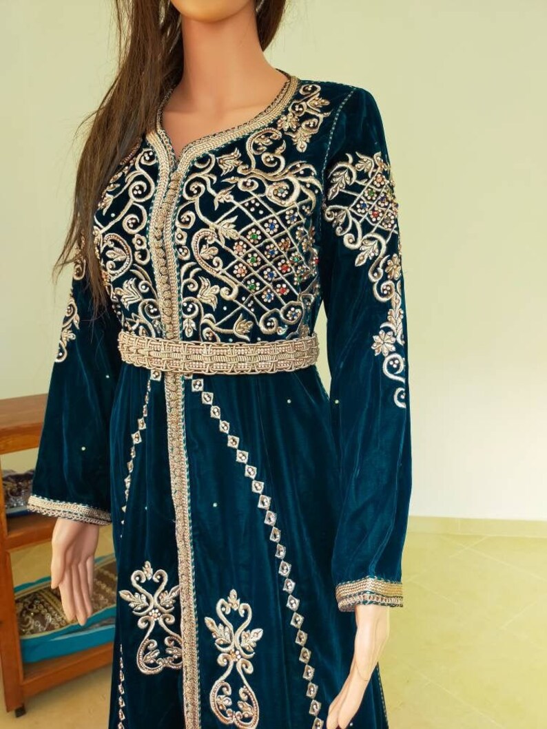 moroccan caftan wedding