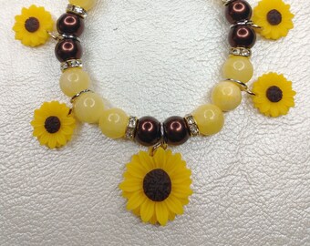 Sunflower bracelet,  Sunflower charm bracelet, fall bracelet, fall jewelry, Sunflower, brown and yellow, statement bracelet, charm bracelet