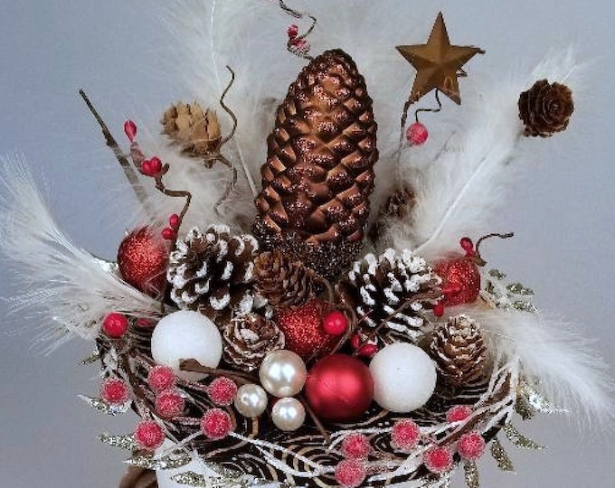Women's Hats, Fascinators, Christmas Woodsy Pinecone Star Fascinator Hat, Christmas Mini Hat, Red & Brown Feather Hat, Christmas Centerpiece