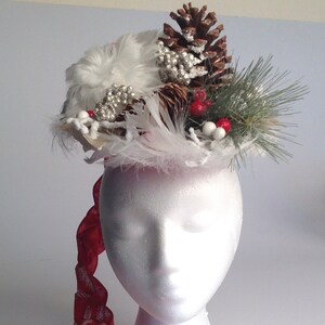 Party Women&#39;s Hat, Fascinators, Hats, Christmas Winter Snow Pinecone Fascinator Hat, Christmas Hat, White Feather Hat, Christmas Pine Tree