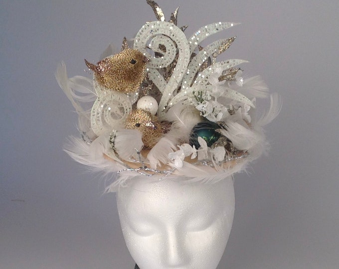 New Year's Eve Women's Hat, Fascinators, Hats, New Year's Feather Hat, New Year's Fascinator Hat, Elegant Hat, Gold Birds White Feather Hat
