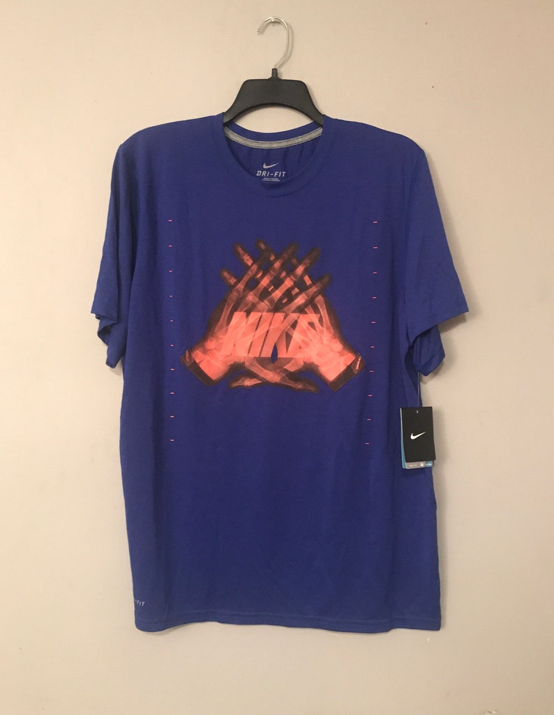neon orange shirt nike
