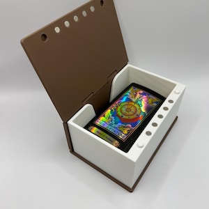 Caja de baraja de tarot Spell Book: para guardar cartas del tamaño del tarot de forma segura y hermosa.