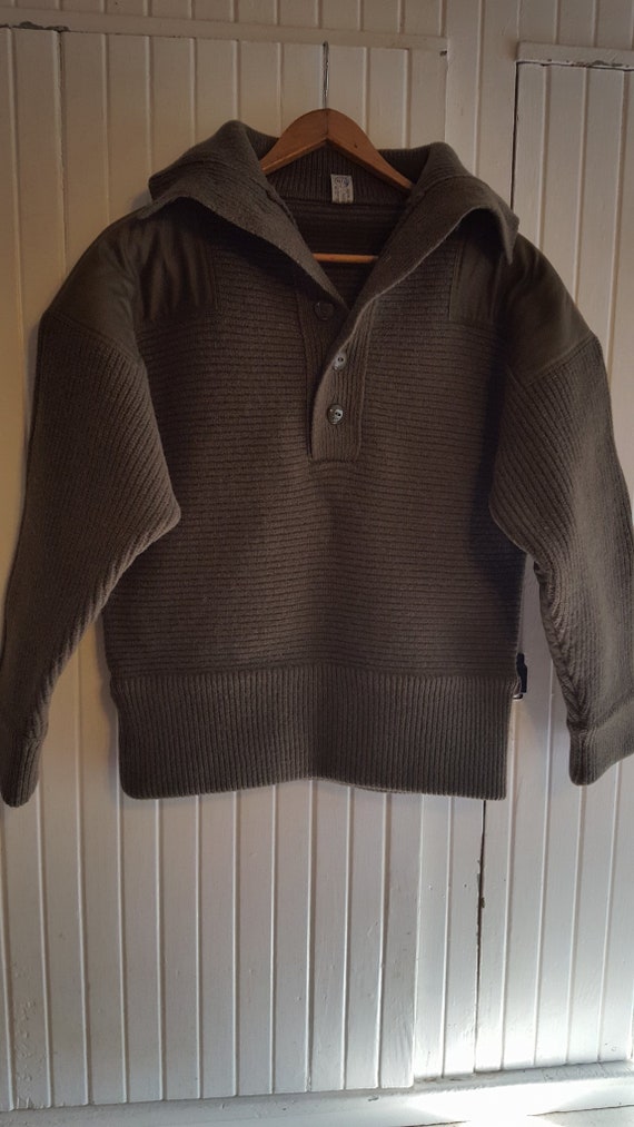 Robust Genuine Austrian vintage wool sweater. Size